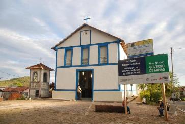 IGREJA DORES